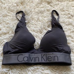 Calvin Klein Gray Sports Bra 32C